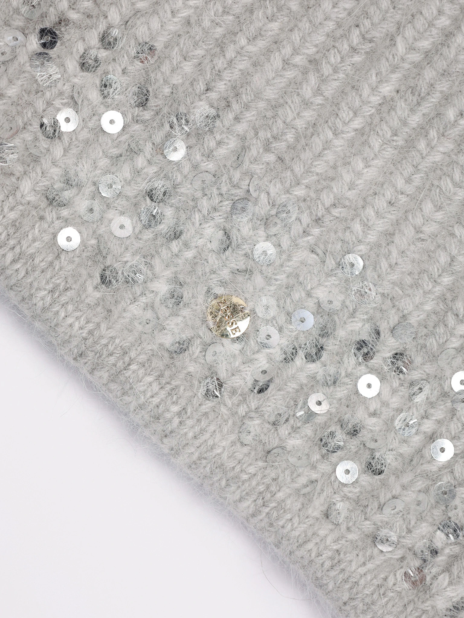 Шапка-капор с пайетками в ассортименте